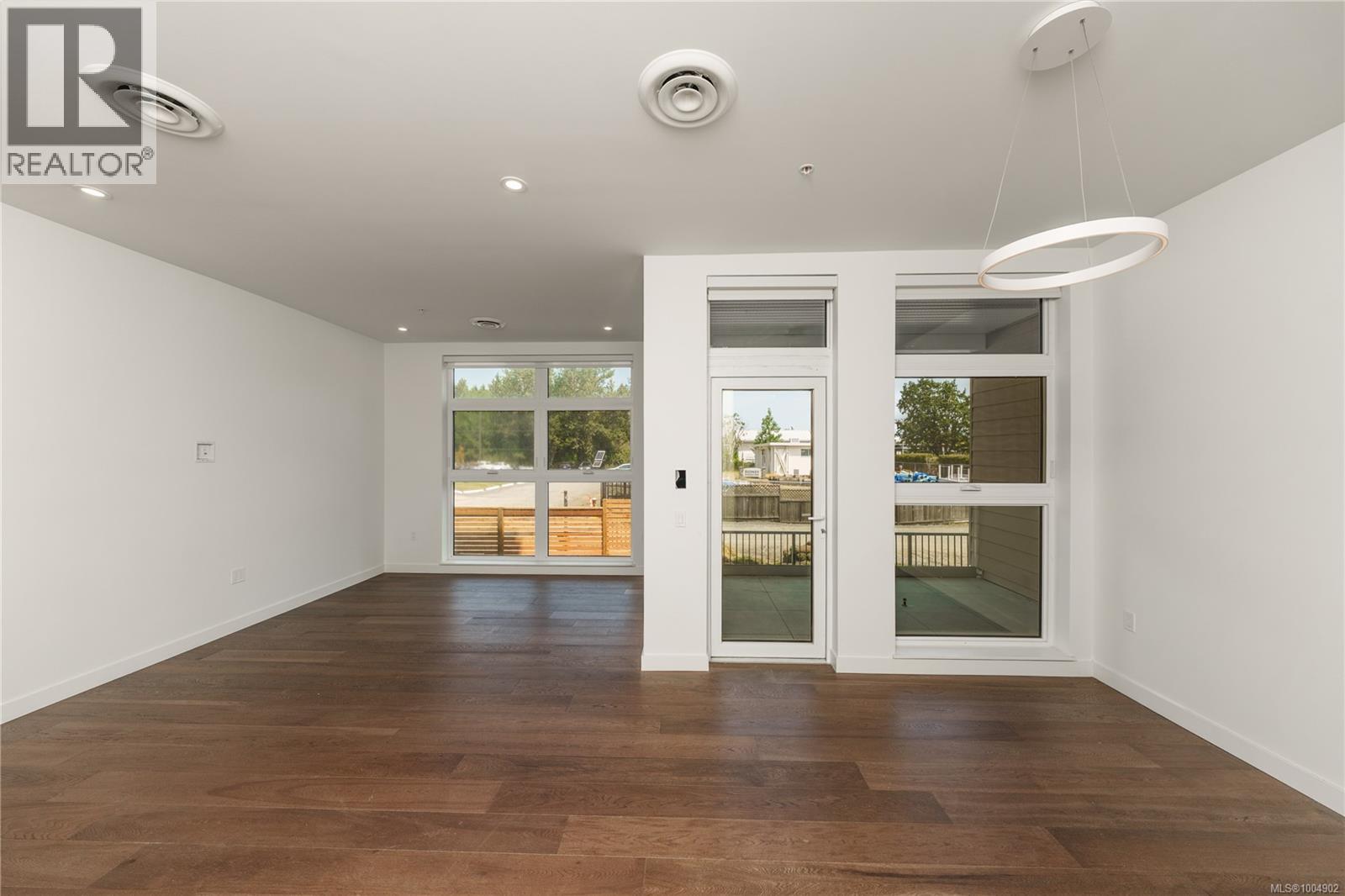 108 9570 Fifth St, Sidney, British Columbia  V8L 2W5 - Photo 5 - 1004902