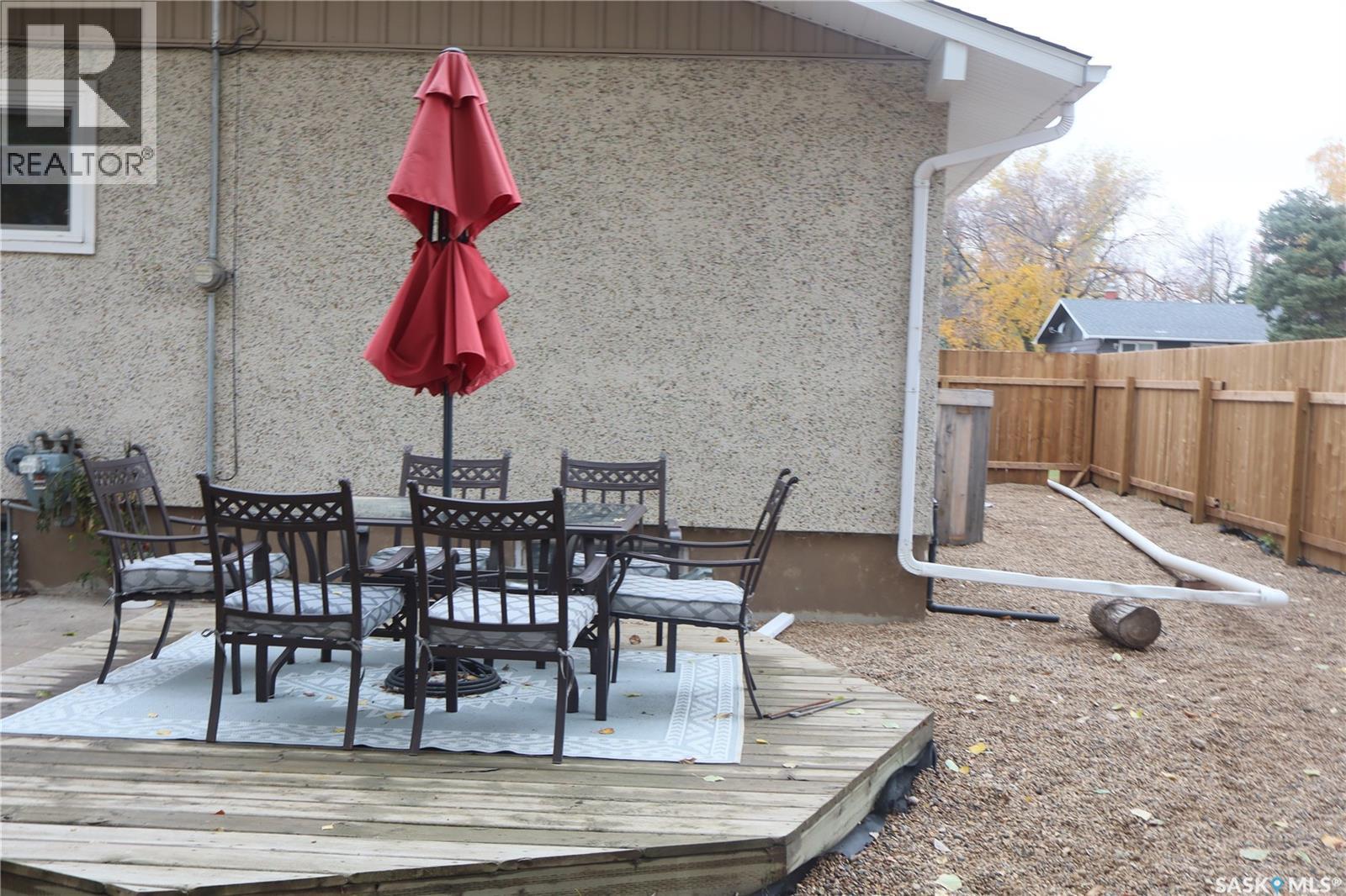 107 Empire Place, Assiniboia, Saskatchewan  S0H 0B0 - Photo 35 - SK021151