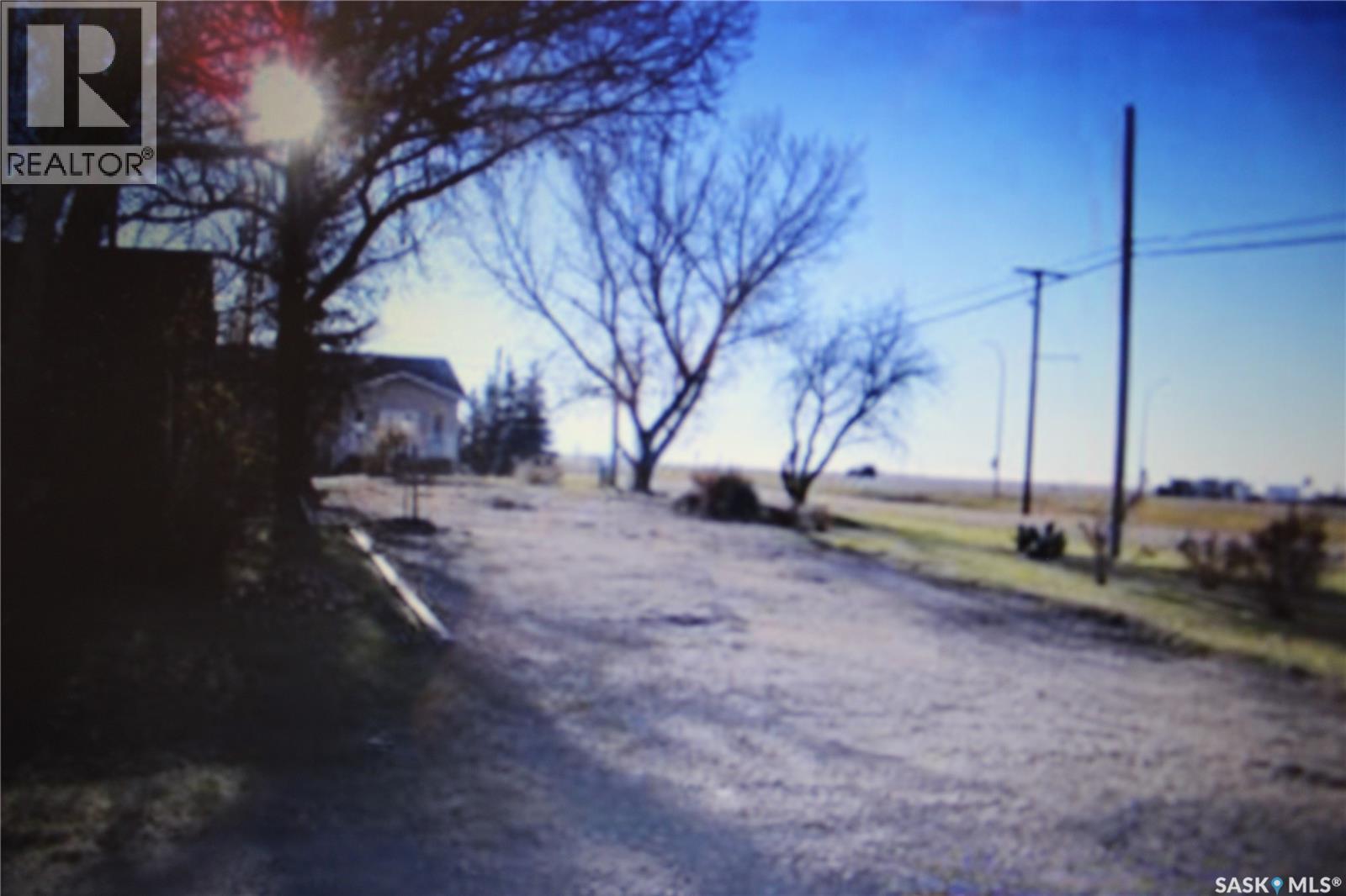 102 Haslem Street, Midale, Saskatchewan  S0C 1S0 - Photo 1 - SK021104