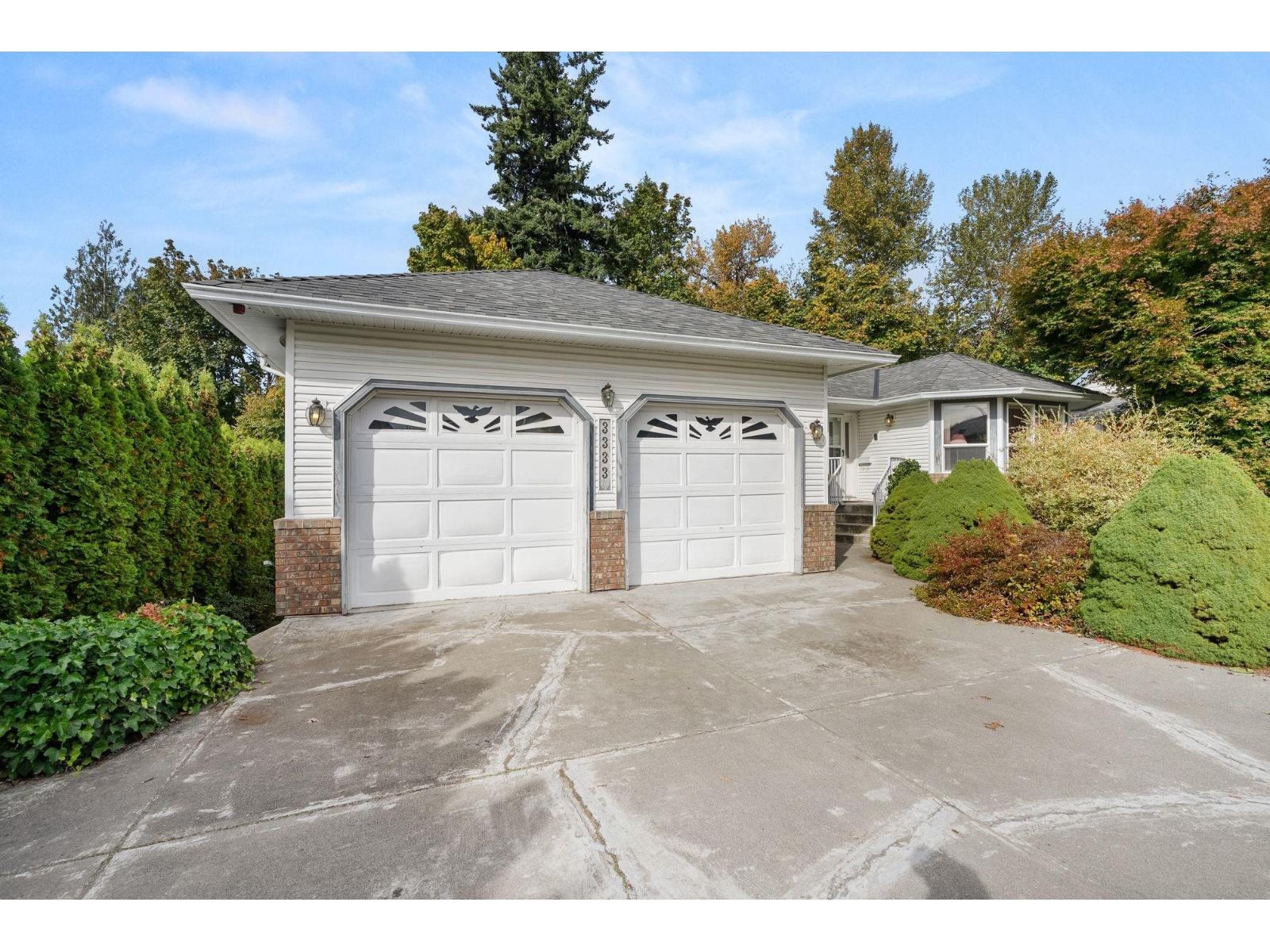 3333 Firhill Drive, Abbotsford, British Columbia  V2T 5L4 - Photo 1 - R3059507