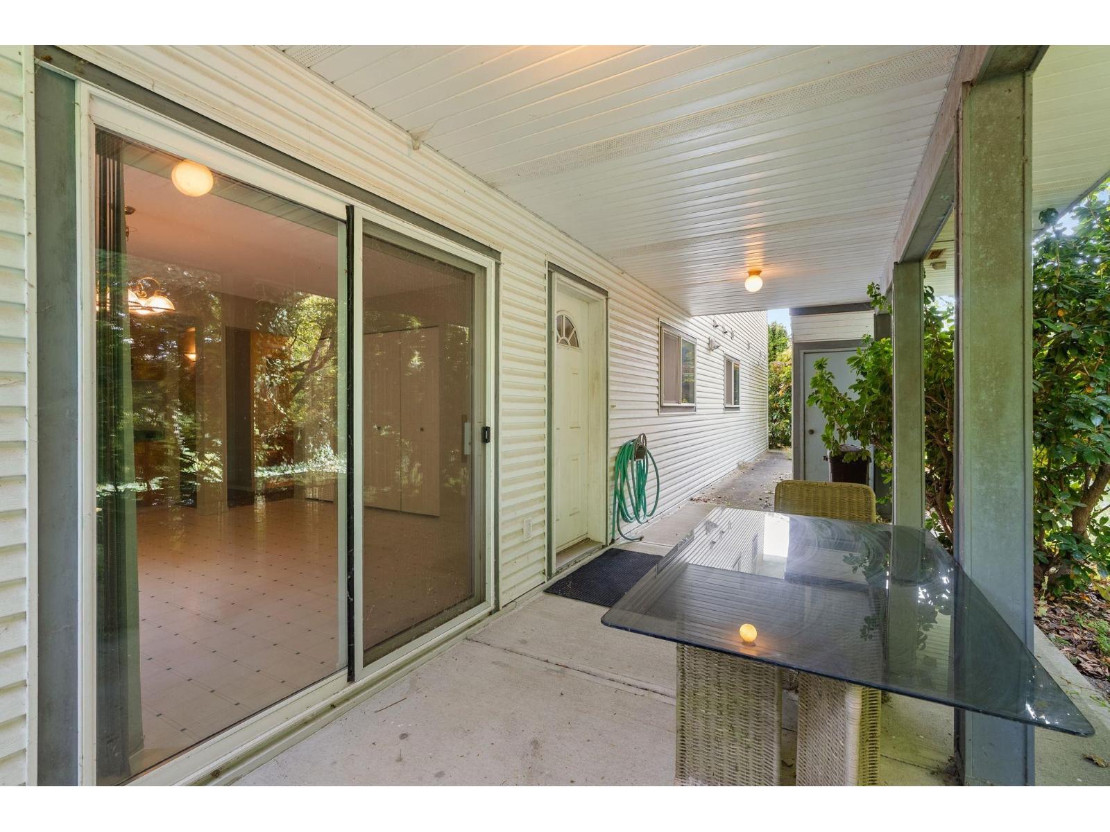 3333 Firhill Drive, Abbotsford, British Columbia  V2T 5L4 - Photo 38 - R3059507