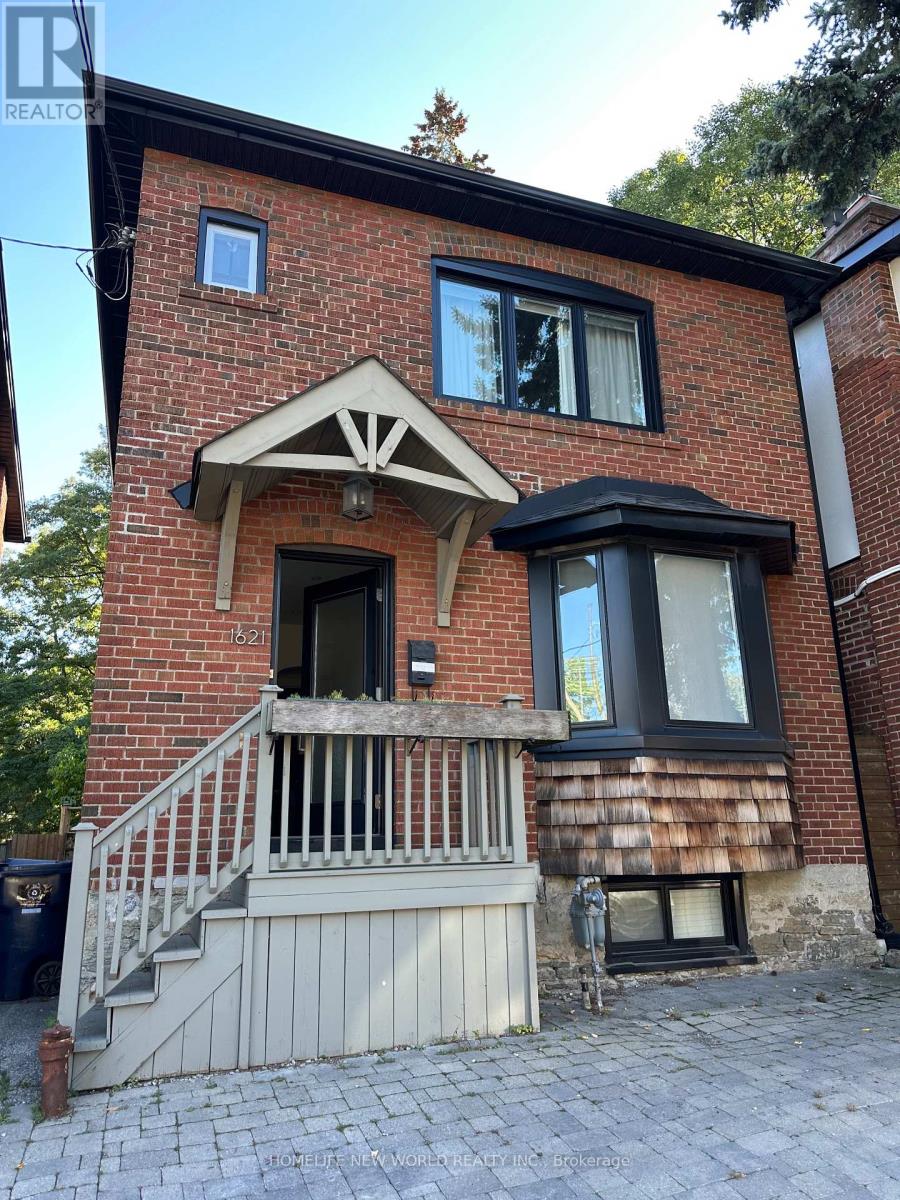 1621 MOUNT PLEASANT ROAD, Toronto, Ontario