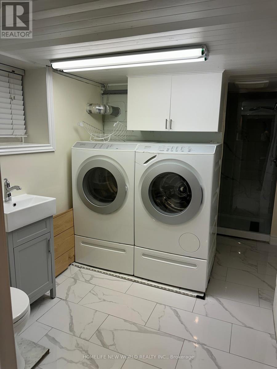 1621 Mount Pleasant Road, Toronto, Ontario  M4N 2V5 - Photo 13 - C12469151