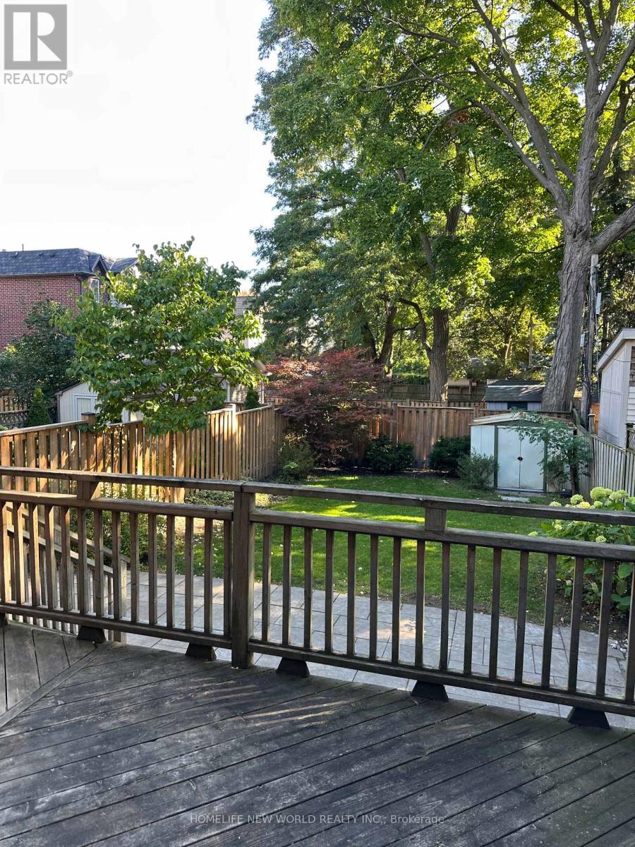 1621 Mount Pleasant Road, Toronto, Ontario  M4N 2V5 - Photo 15 - C12469151