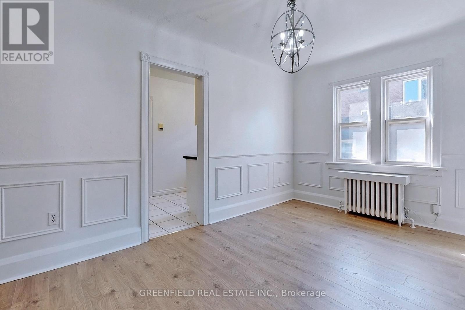 Upper - 1747 Bayview Avenue, Toronto, Ontario  M4G 3C5 - Photo 10 - C12469186