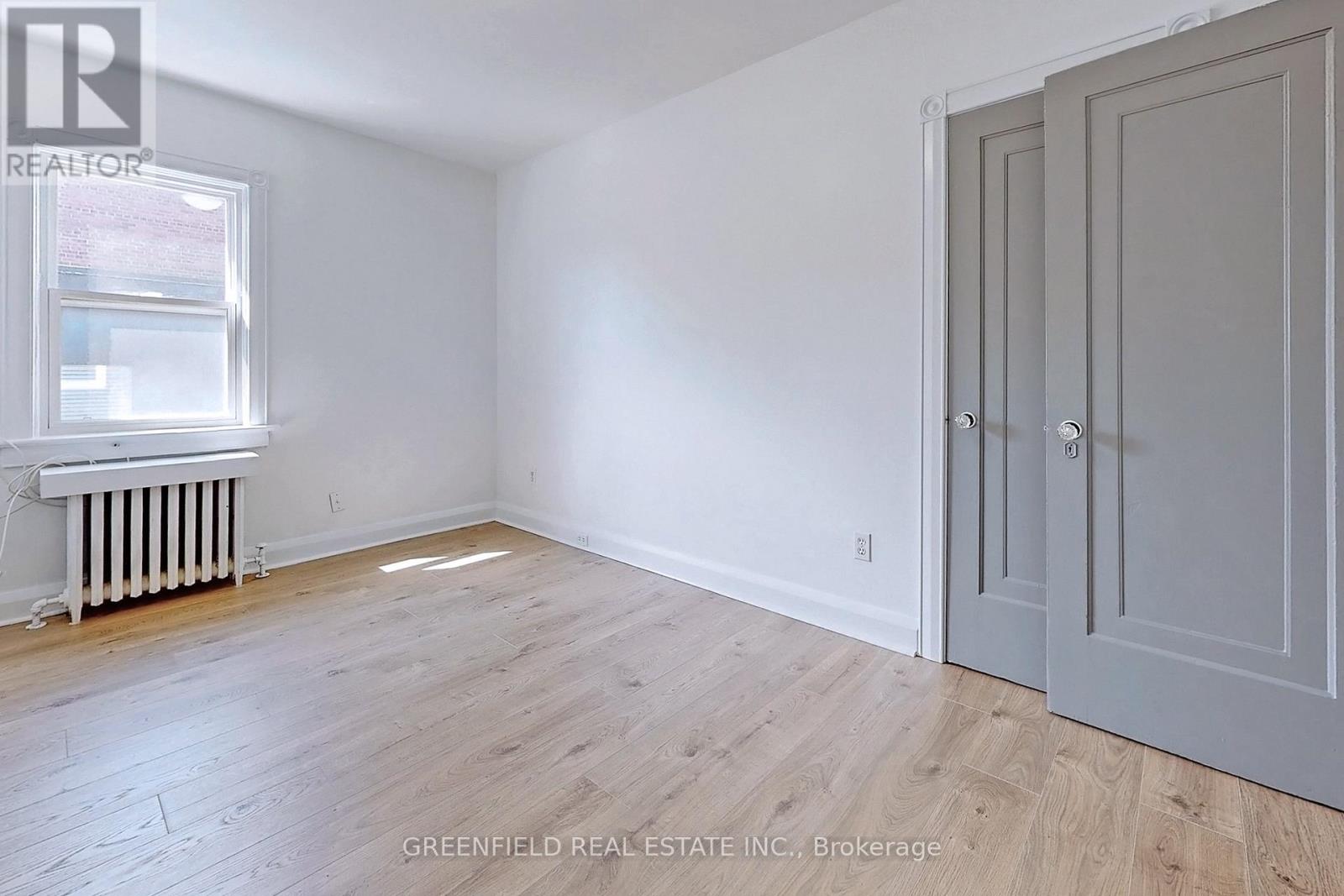 Upper - 1747 Bayview Avenue, Toronto, Ontario  M4G 3C5 - Photo 14 - C12469186