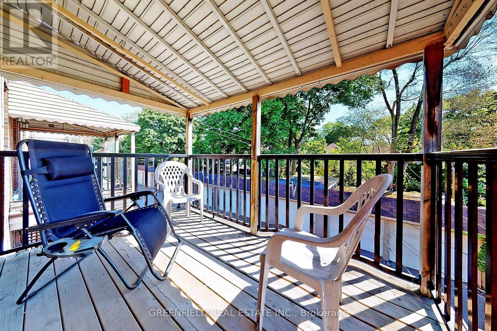 Upper - 1747 Bayview Avenue, Toronto, Ontario  M4G 3C5 - Photo 24 - C12469186