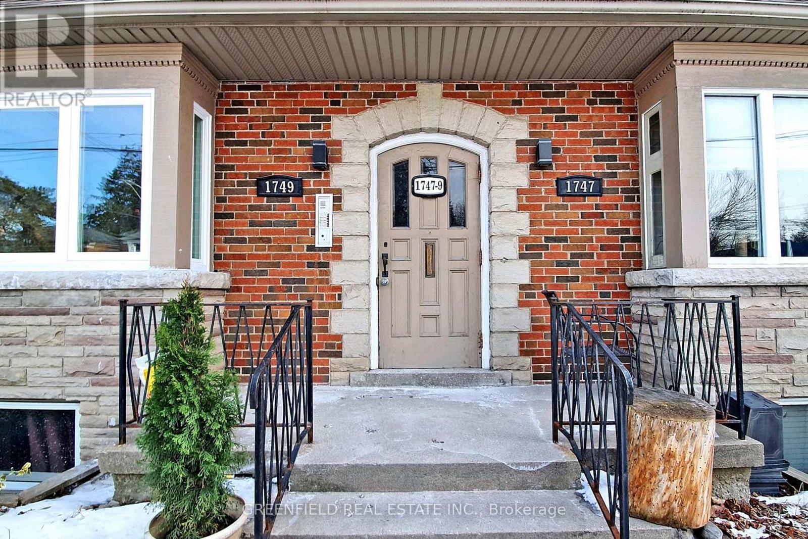 Upper - 1747 Bayview Avenue, Toronto, Ontario  M4G 3C5 - Photo 26 - C12469186