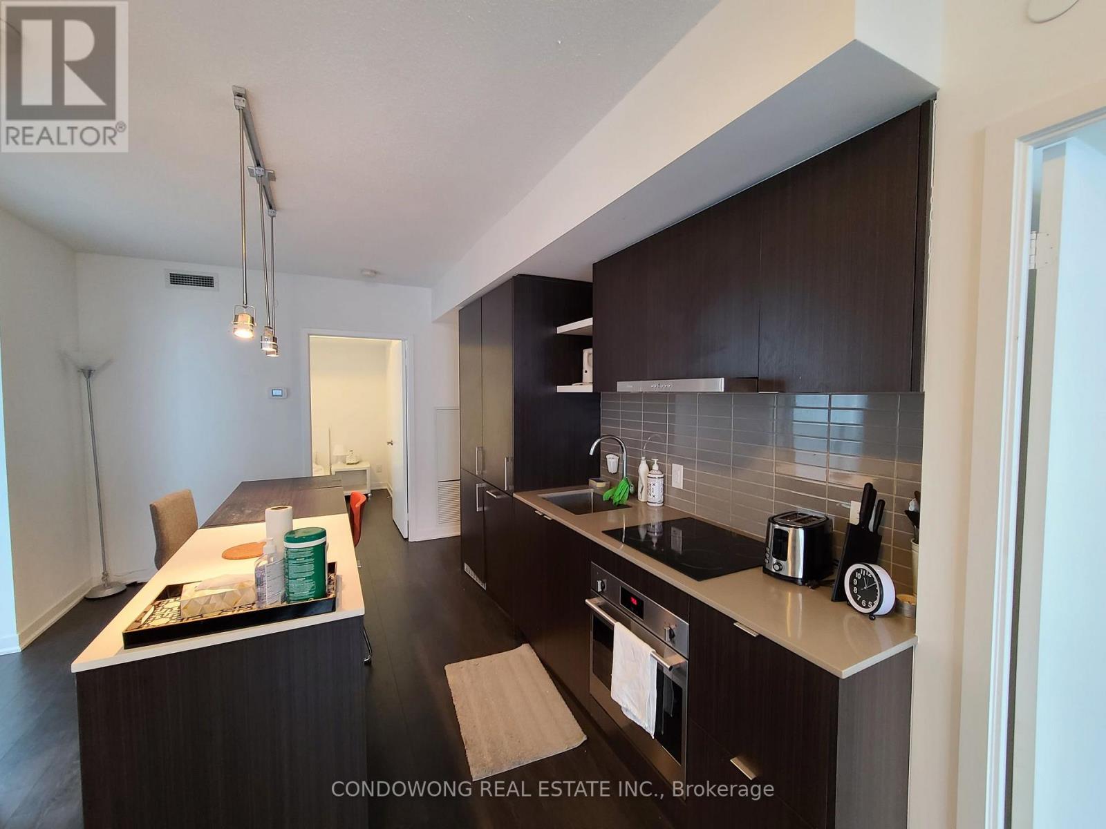 4110 - 100 Harbour Street, Toronto, Ontario  M5J 0B5 - Photo 2 - C12469188