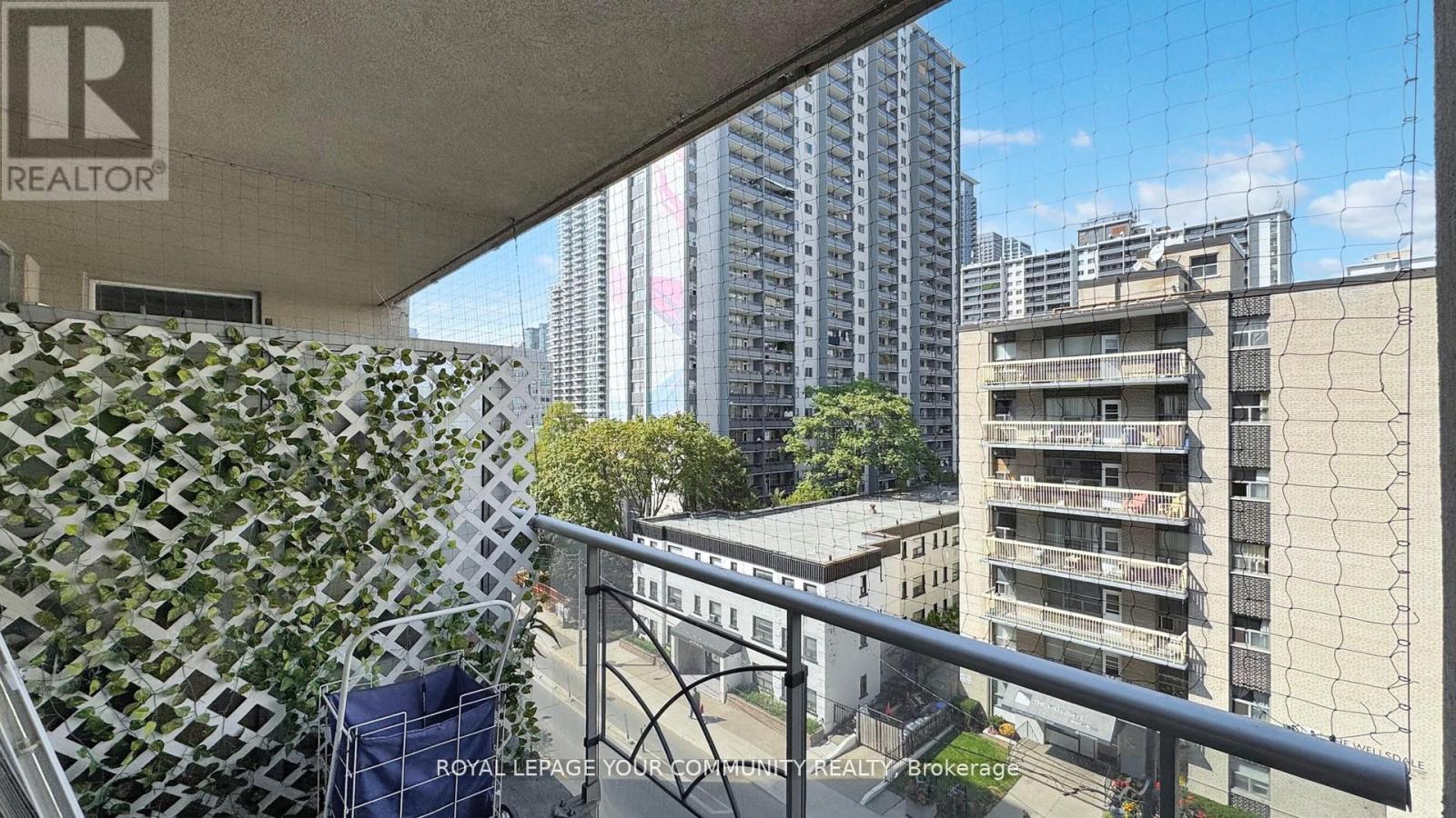 610 - 225 Wellesley Street, Toronto, Ontario  M4X 1X8 - Photo 30 - C12469217