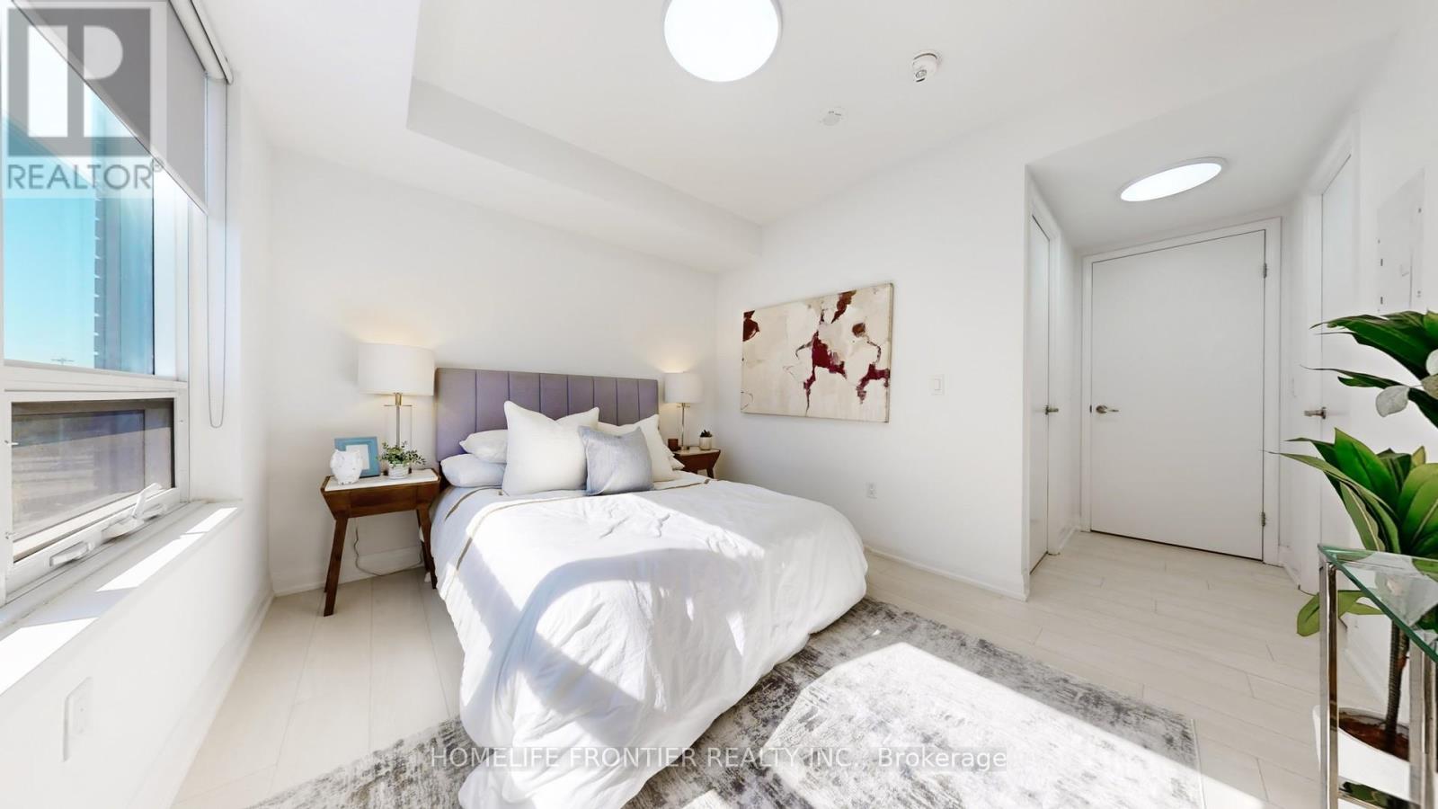 741 - 26 Gibbs Road, Toronto, Ontario  M9B 6L6 - Photo 12 - W12363384