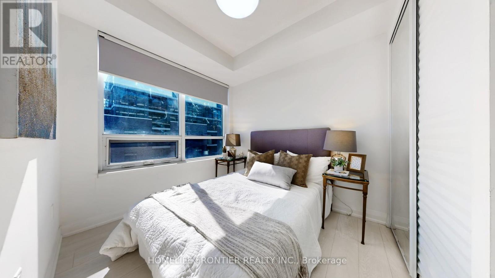 741 - 26 Gibbs Road, Toronto, Ontario  M9B 6L6 - Photo 17 - W12363384