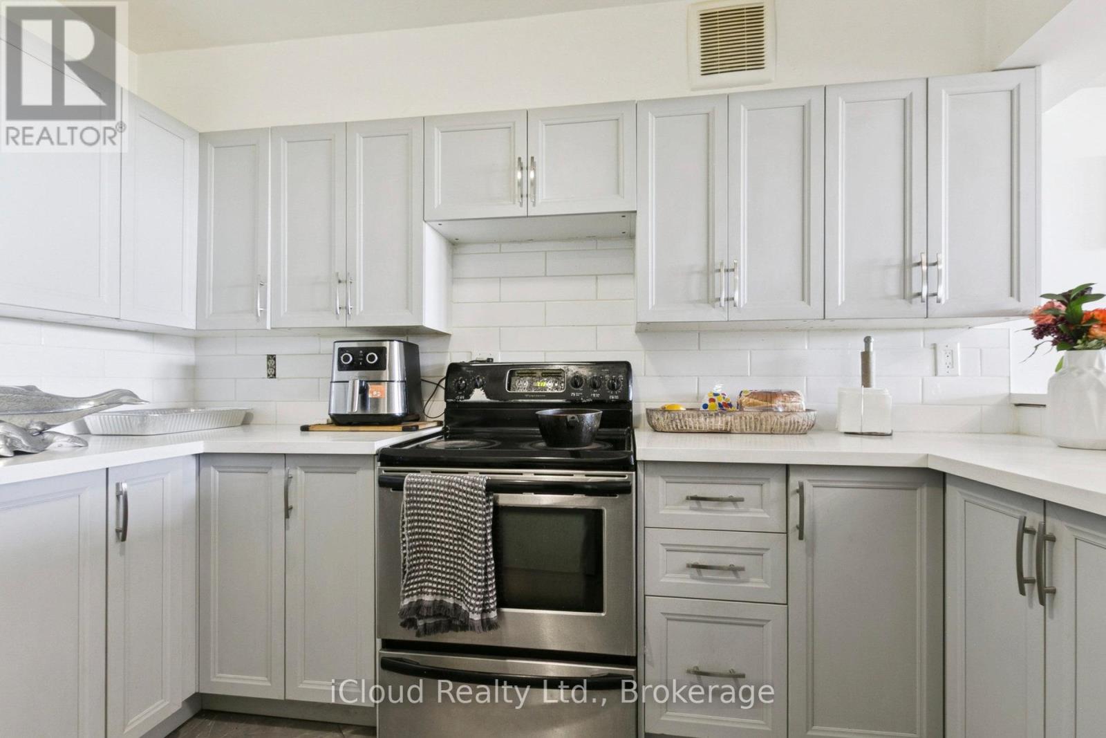 1108 - 238 Albion Road, Toronto, Ontario  M9W 6A7 - Photo 19 - W12468901
