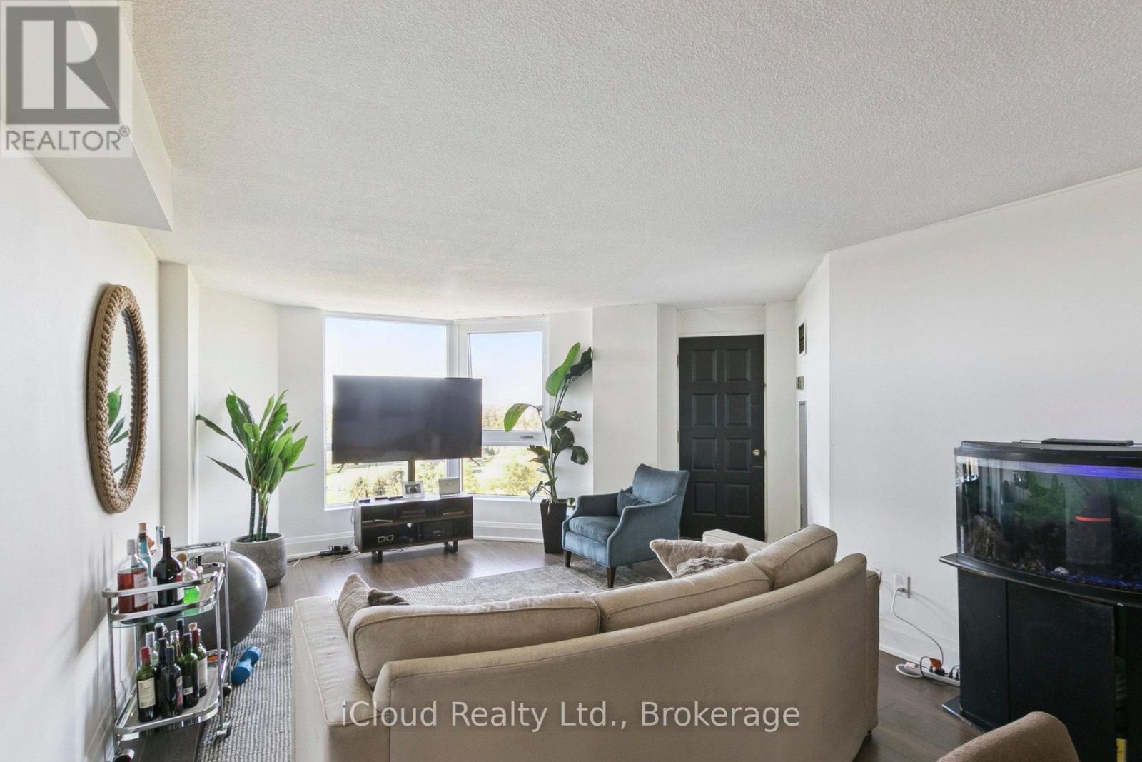 1108 - 238 Albion Road, Toronto, Ontario  M9W 6A7 - Photo 6 - W12468901