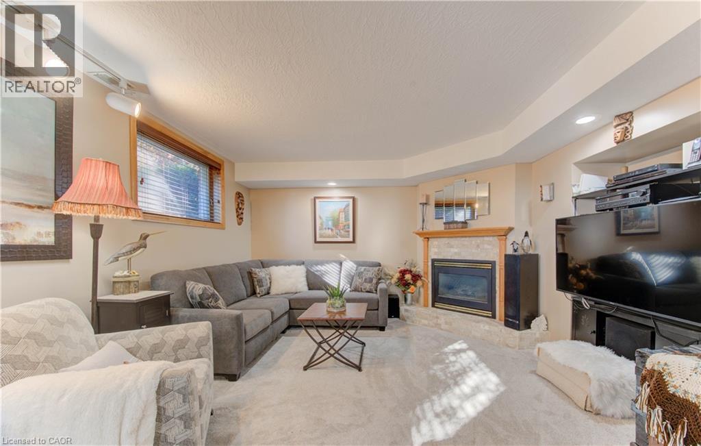 55 Gracefield Crescent, Kitchener, Ontario  N2E 1R8 - Photo 28 - 40780070