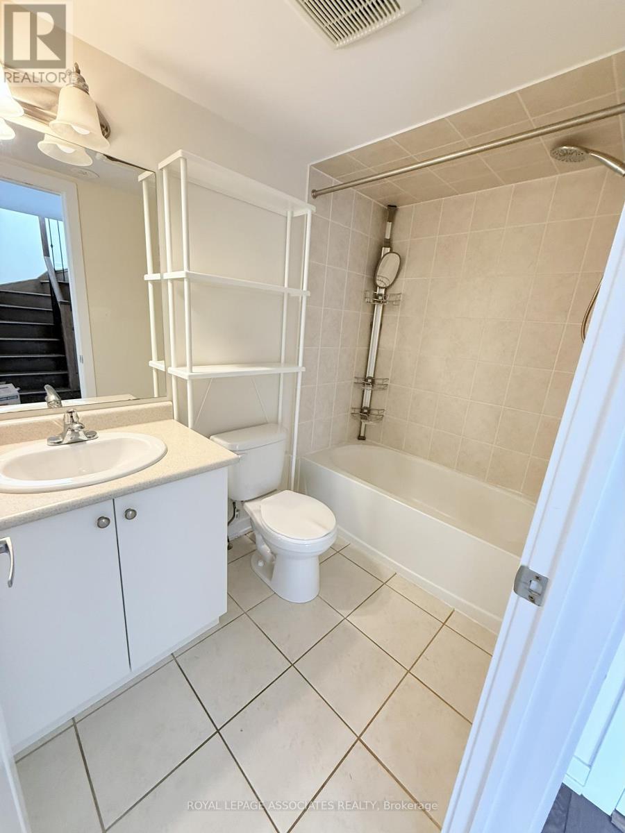 2318 - 20 Westmeath Lane, Markham, Ontario  L6B 1N5 - Photo 10 - N12469147