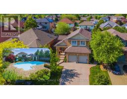 51 NAPA LANE, Hamilton, Ontario