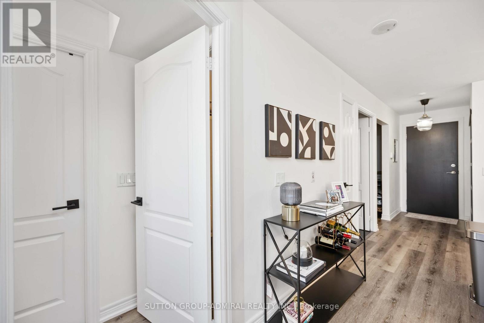 1109 - 50 Disera Drive, Vaughan, Ontario  L4J 9E9 - Photo 20 - N12469198