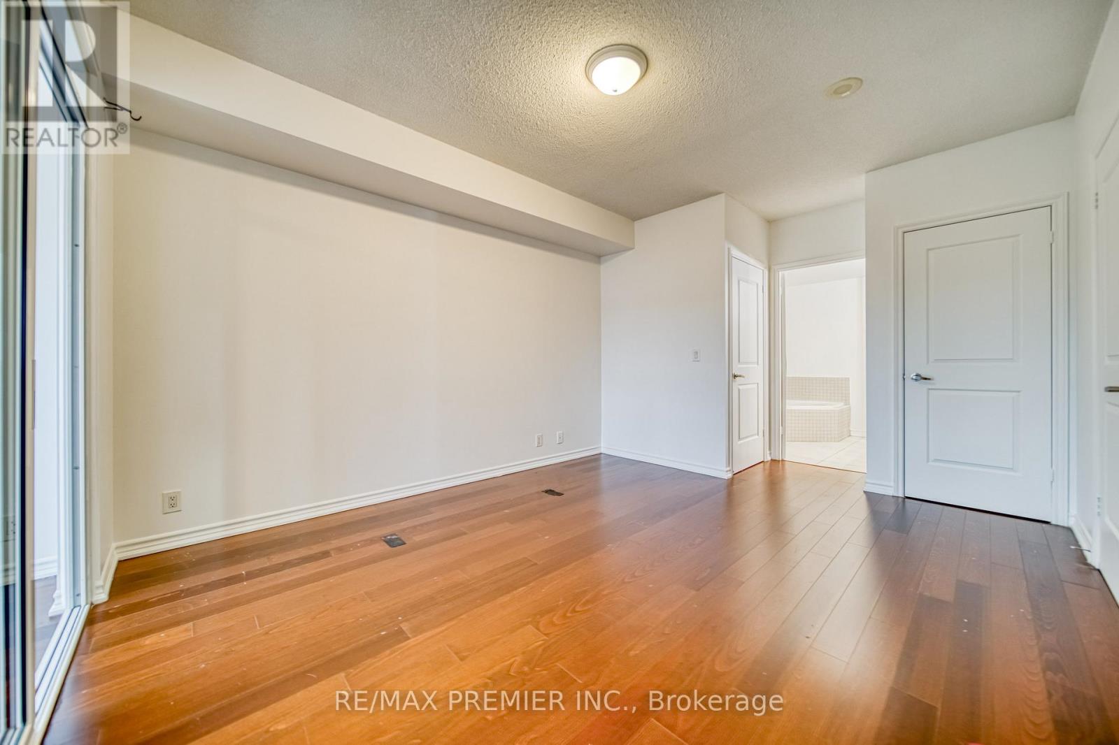 1201 - 9235 Jane Street, Vaughan, Ontario  L6A 0J7 - Photo 21 - N12469228