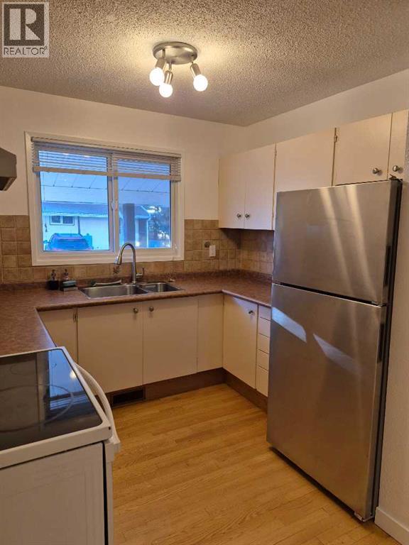 1, 20 Laval Boulevard W, Lethbridge, Alberta  T1K 4E4 - Photo 4 - A2265057