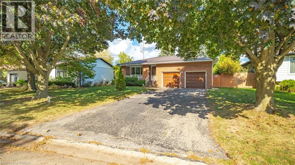 6 Ventnor Court, Brantford, Ontario  N3R 6L8 - Photo 2 - 40775151