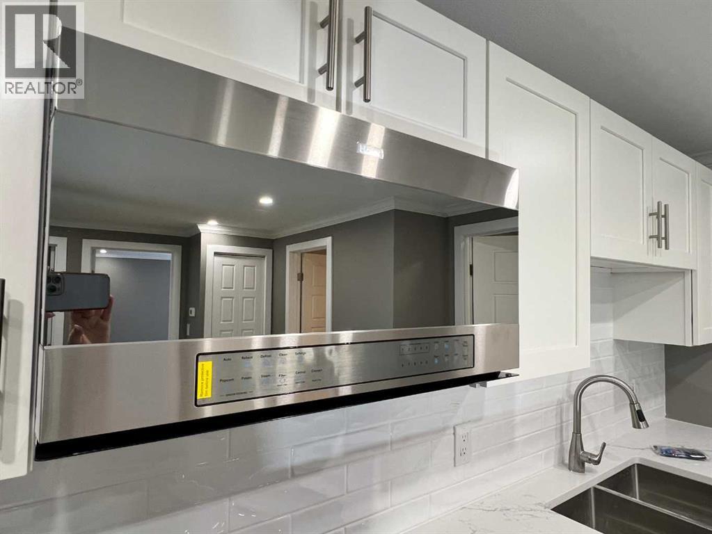 11, 7895 49 Avenue, Red Deer, Alberta  T4P 2B4 - Photo 5 - A2202621