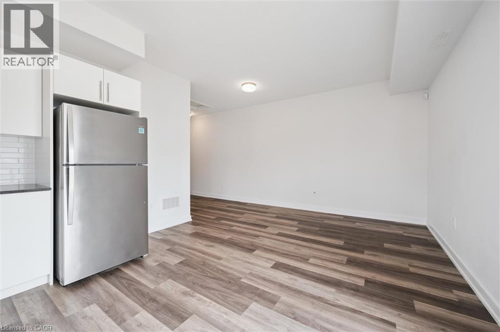 205 West Oak Trail Trail Unit# 39, Kitchener, Ontario  N2R 0R9 - Photo 15 - 40772020