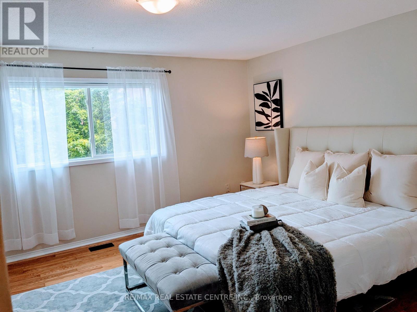 150 - 5030 Heatherleigh Avenue, Mississauga, Ontario  L5V 2G7 - Photo 10 - W12399379