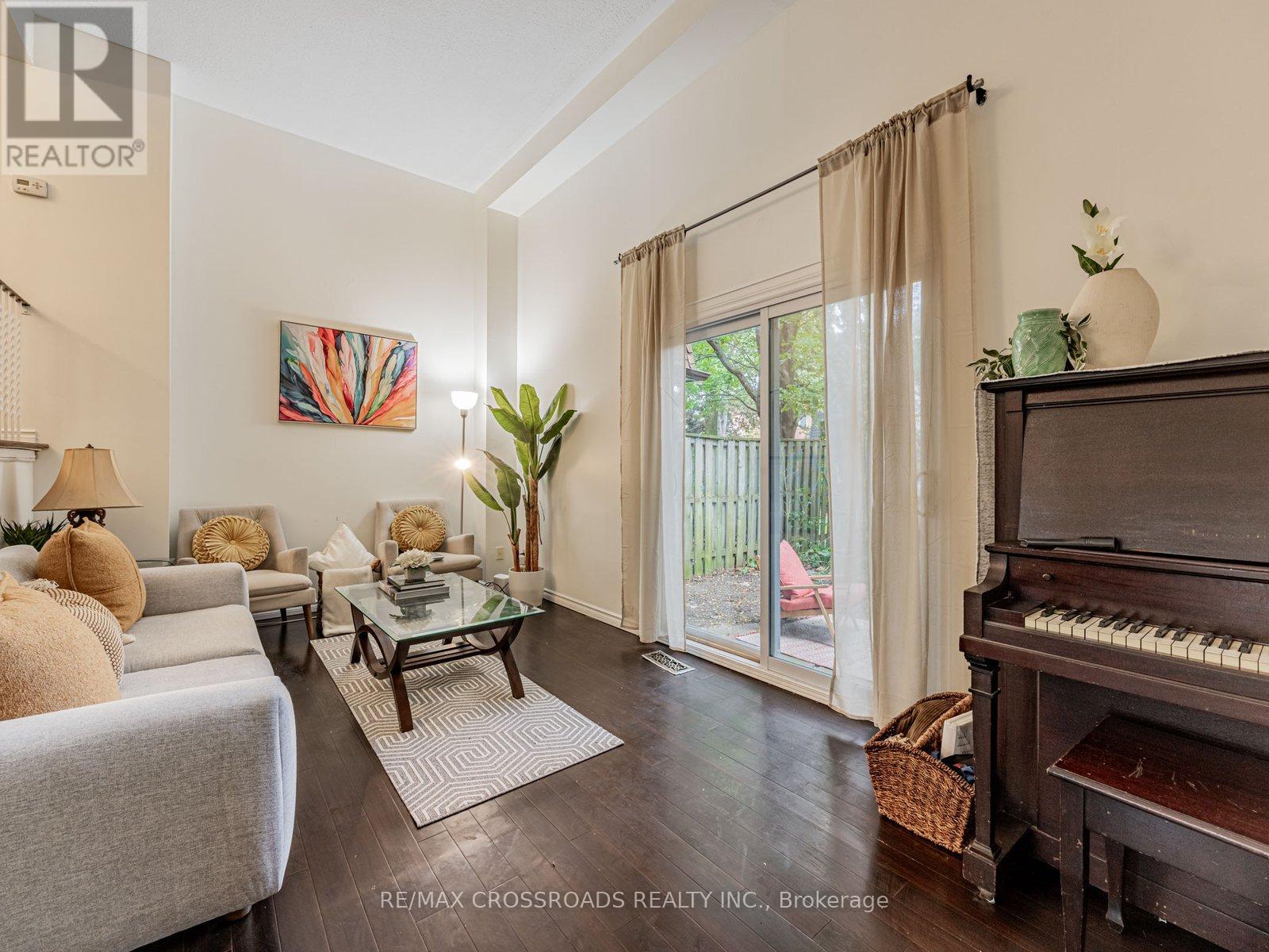 58 - 120 Beverly Glen Boulevard, Toronto, Ontario  M1W 1W6 - Photo 3 - E12467394
