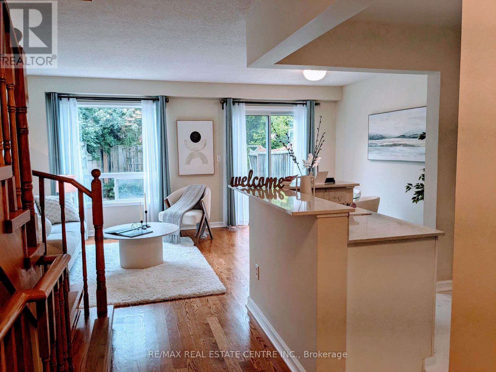 150 - 5030 Heatherleigh Avenue, Mississauga, Ontario  L5V 2G7 - Photo 6 - W12399379