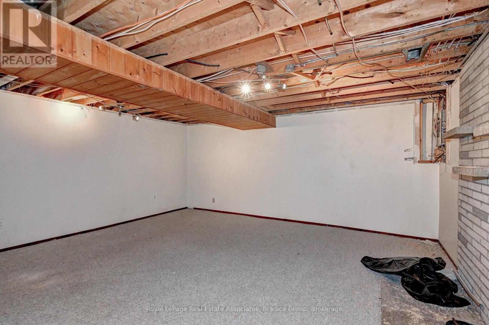 78 Barwood Crescent, Kitchener, Ontario  N2E 1V1 - Photo 29 - X12448427