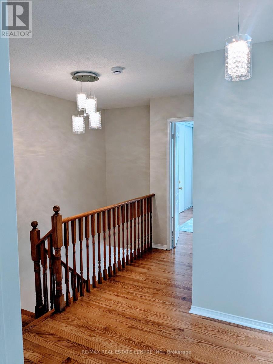 150 - 5030 Heatherleigh Avenue, Mississauga, Ontario  L5V 2G7 - Photo 9 - W12399379