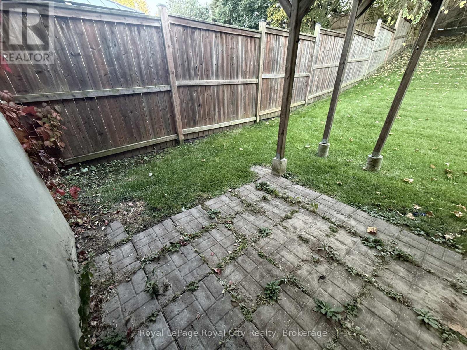 Lower - 380 Ironwood Road, Guelph (Kortright West), Ontario  N1G 3N8 - Photo 11 - X12469255
