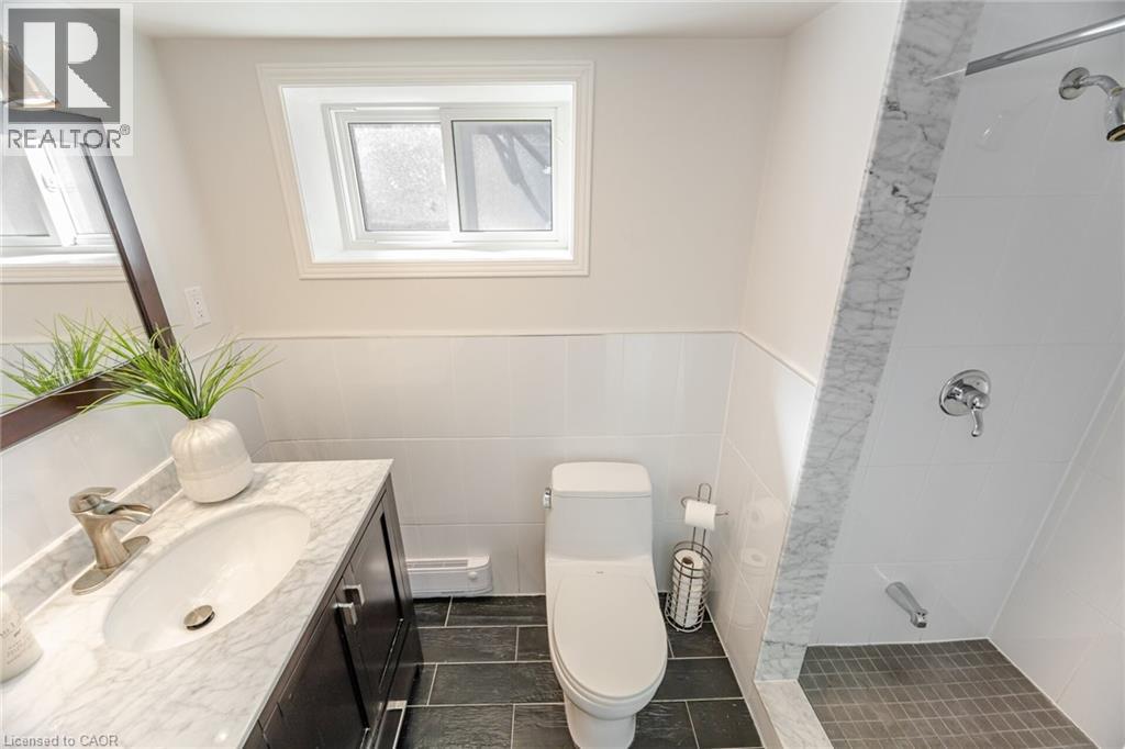 75 Emerald Crescent, Toronto, Ontario  M8V 2B5 - Photo 35 - 40779274