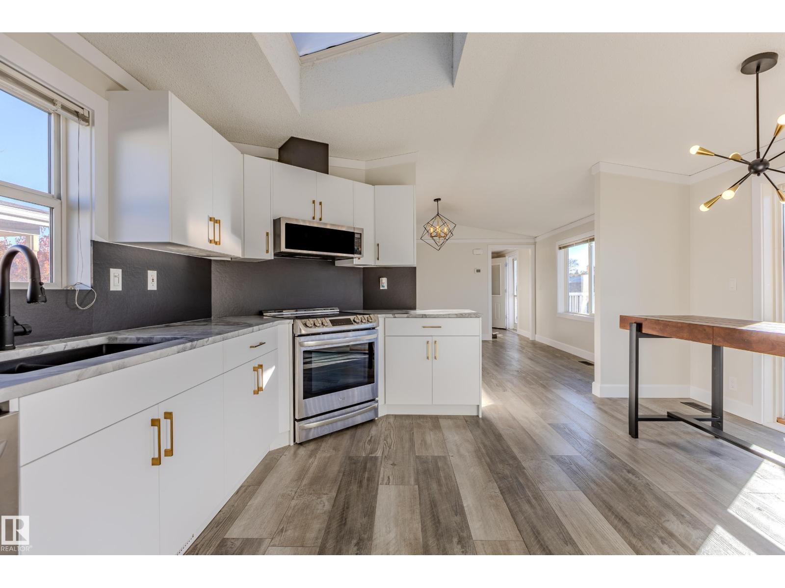 514 Maple Wood Cr Nw Nw, Edmonton, Alberta  T6P 0A9 - Photo 10 - E4462575