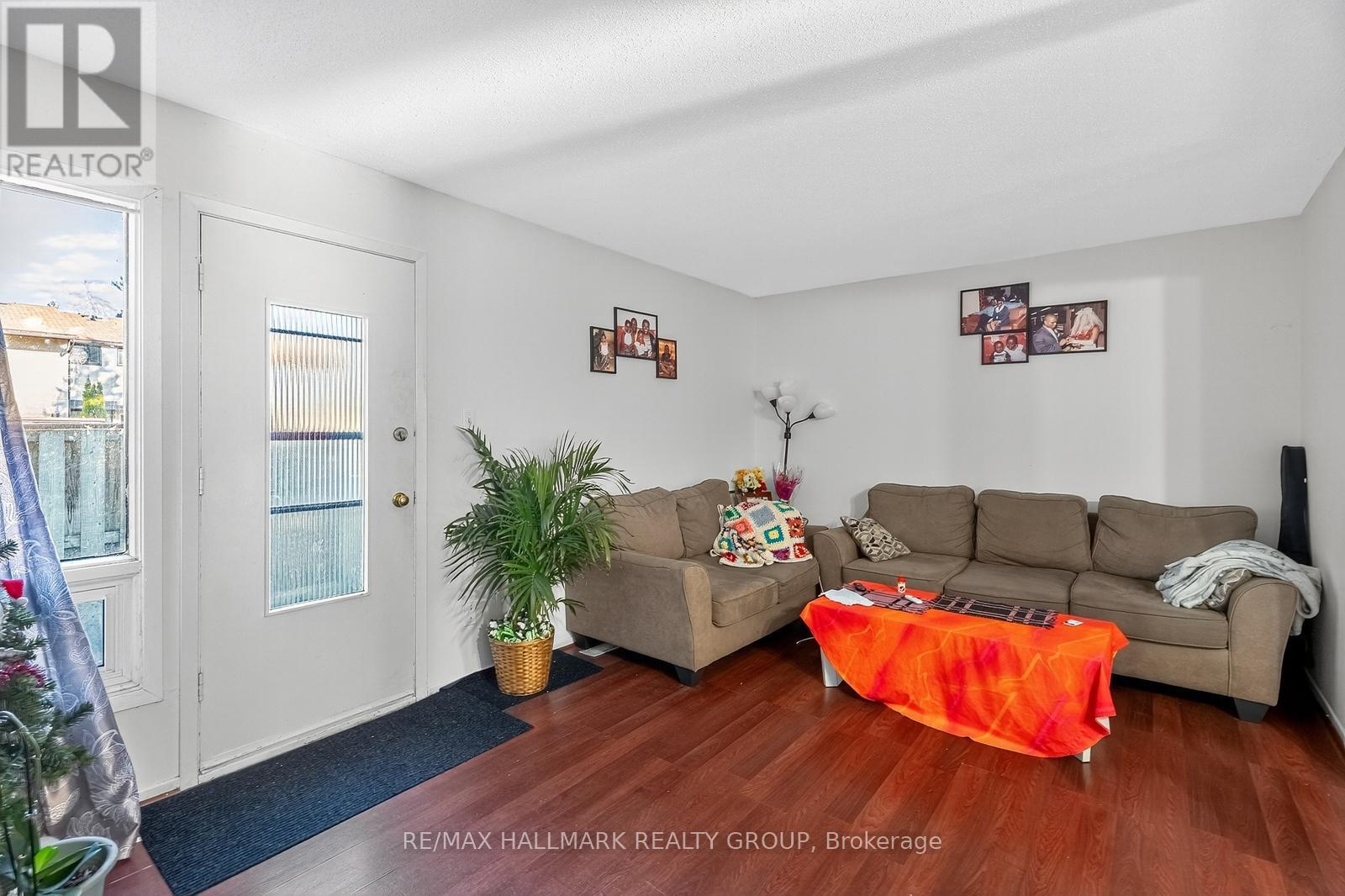 1773 Meadowbrook Road, Ottawa, Ontario  K1B 4W6 - Photo 14 - X12469270
