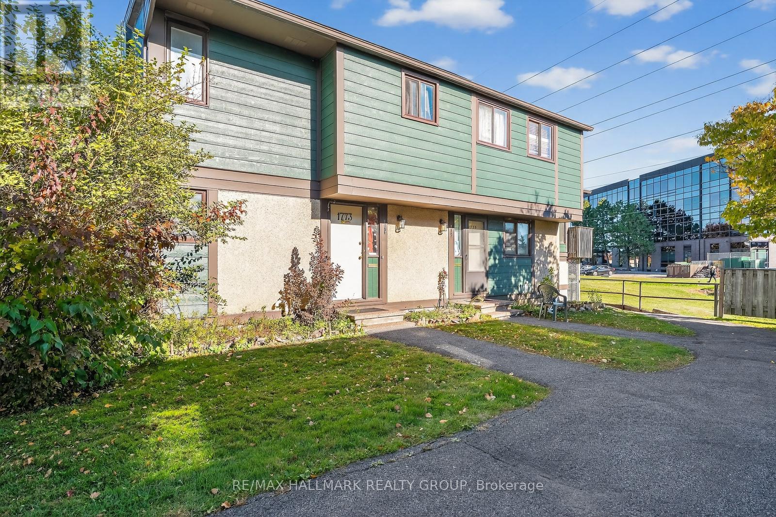 1773 Meadowbrook Road, Ottawa, Ontario  K1B 4W6 - Photo 2 - X12469270