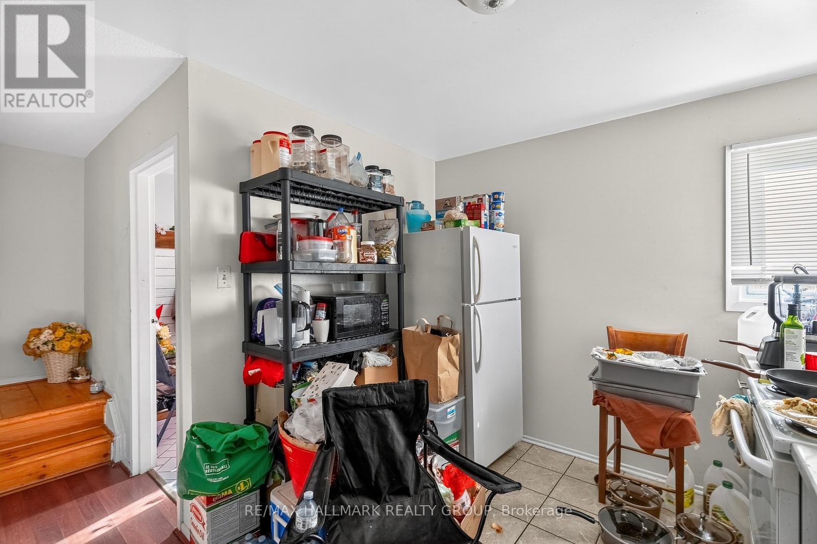 1773 Meadowbrook Road, Ottawa, Ontario  K1B 4W6 - Photo 8 - X12469270