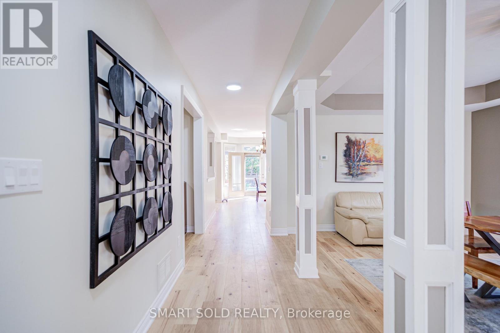 2252 Pine Glen Road, Oakville, Ontario  L6M 0G5 - Photo 10 - W12442067