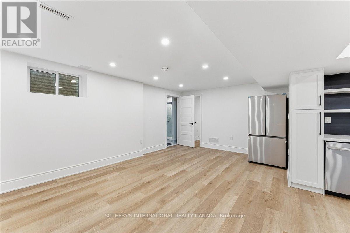 Bsmt - 1209 Woodview Drive, Oakville, Ontario  L6M 2M5 - Photo 10 - W12469138