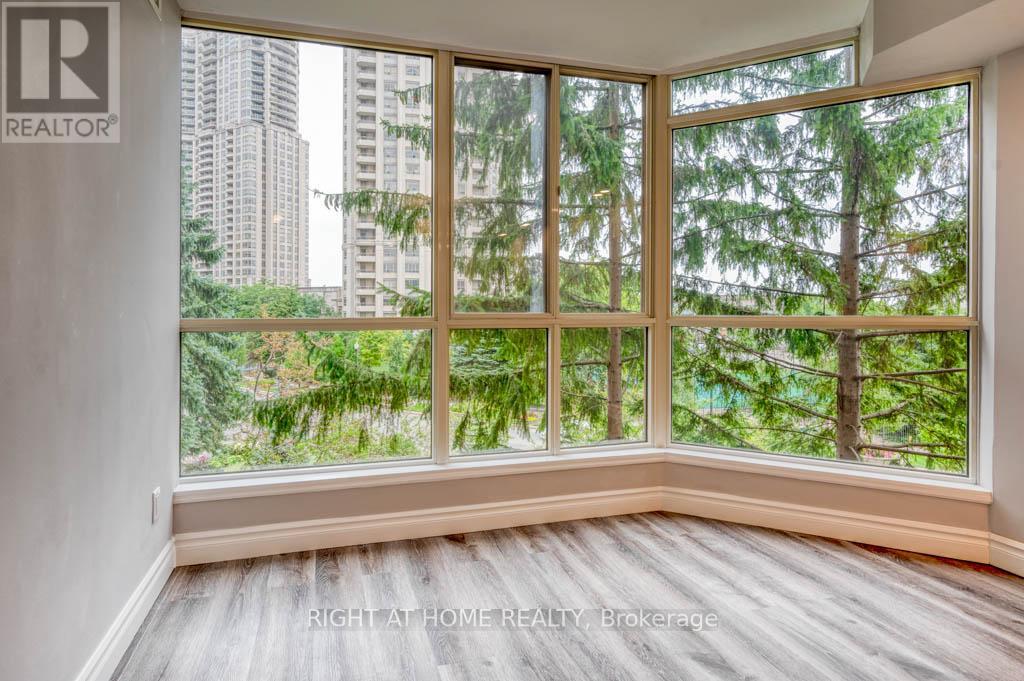 313 - 55 Kingsbridge Garden Circle, Mississauga, Ontario  L5Y 1Y1 - Photo 13 - W12469153