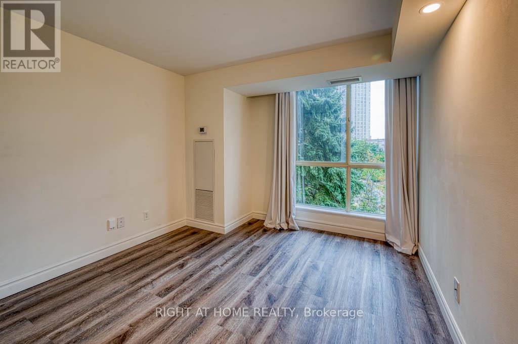 313 - 55 Kingsbridge Garden Circle, Mississauga, Ontario  L5Y 1Y1 - Photo 18 - W12469153