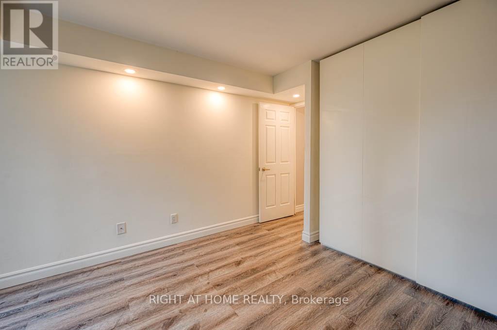 313 - 55 Kingsbridge Garden Circle, Mississauga, Ontario  L5Y 1Y1 - Photo 19 - W12469153