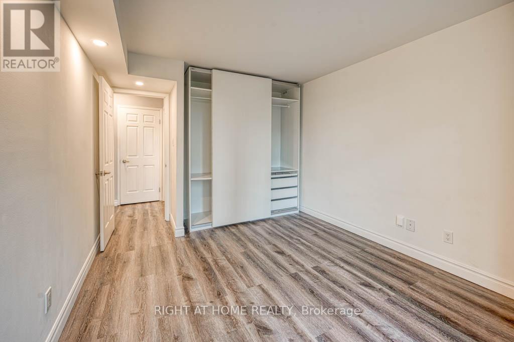 313 - 55 Kingsbridge Garden Circle, Mississauga, Ontario  L5Y 1Y1 - Photo 20 - W12469153