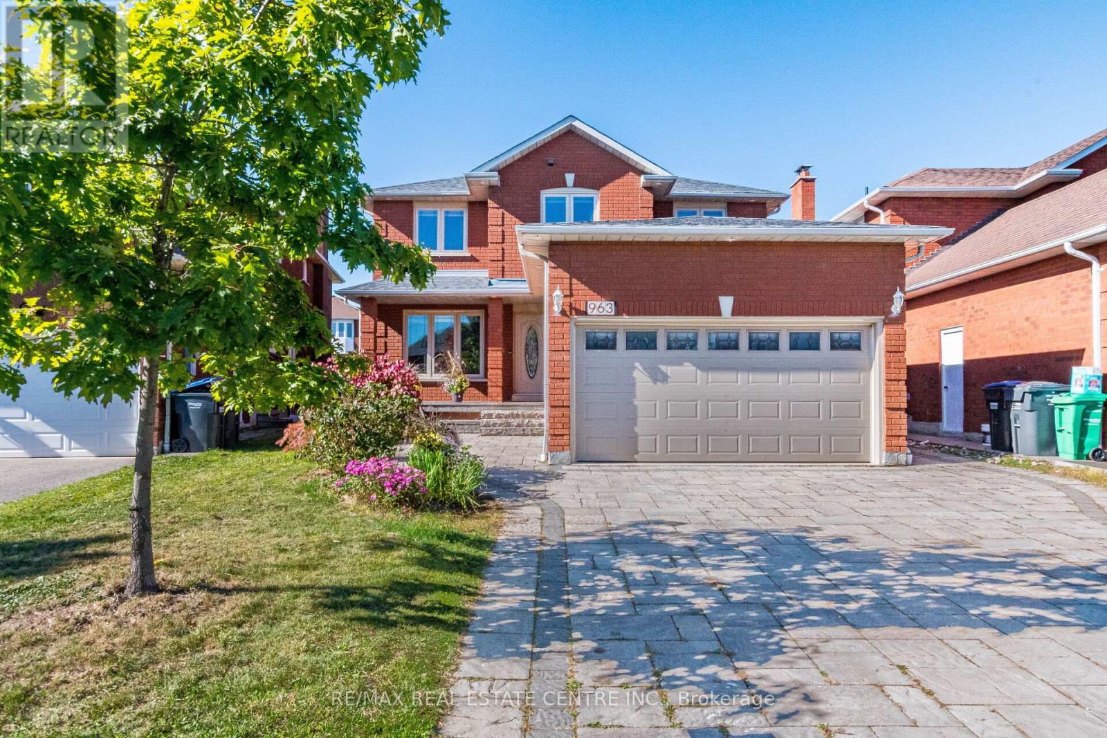 963 SUMMERBREEZE COURT, Mississauga, Ontario