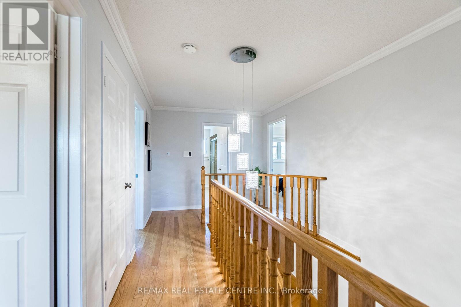 963 Summerbreeze Court, Mississauga, Ontario  L5V 1C9 - Photo 17 - W12469167
