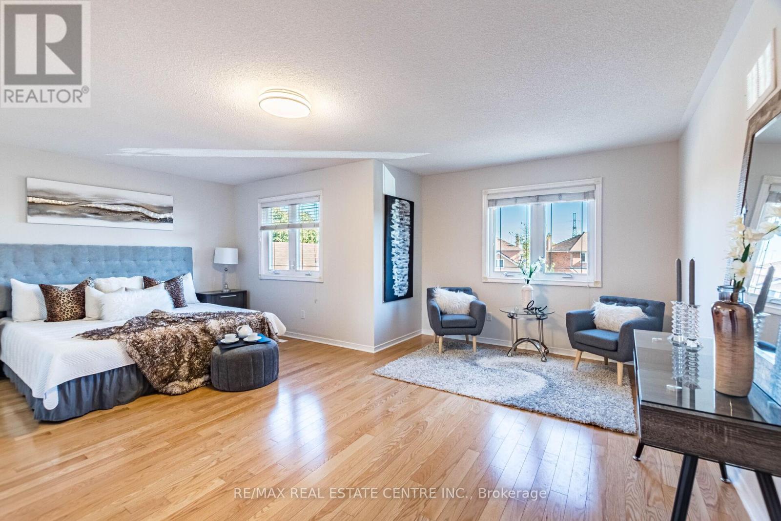 963 Summerbreeze Court, Mississauga, Ontario  L5V 1C9 - Photo 20 - W12469167