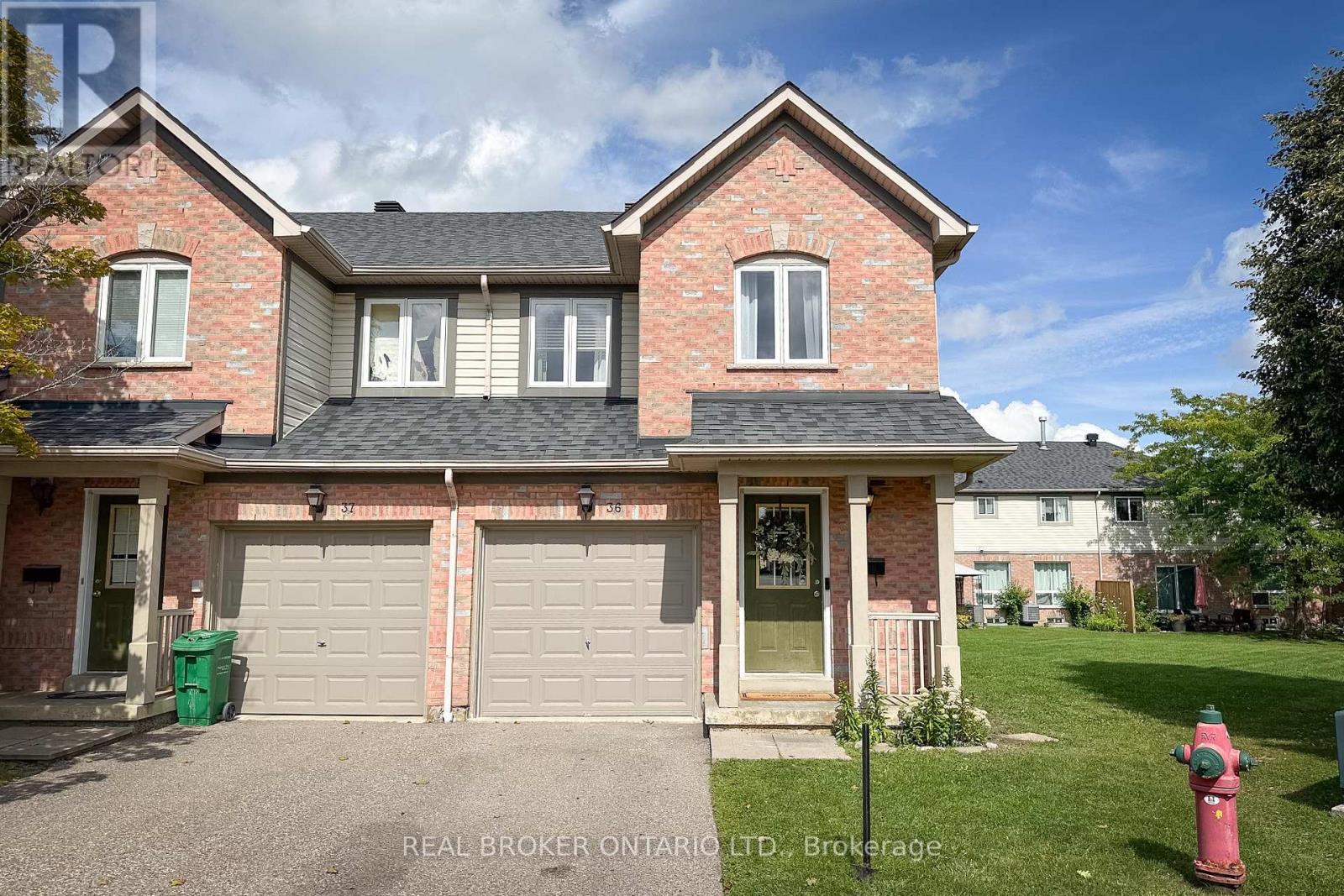 36 - 5255 Guildwood Way, Mississauga, Ontario  L5R 4A7 - Photo 2 - W12469172