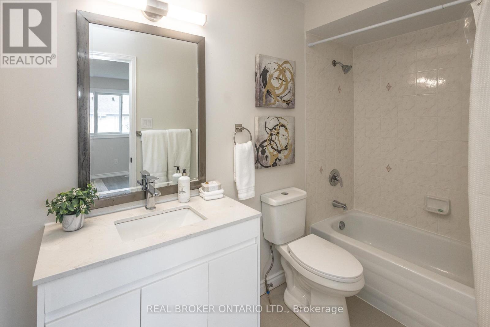 36 - 5255 Guildwood Way, Mississauga, Ontario  L5R 4A7 - Photo 21 - W12469172