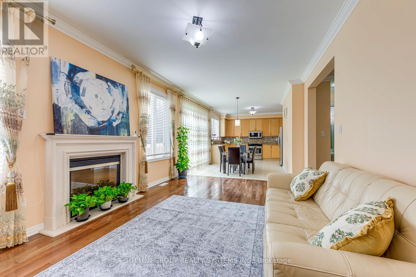 2207 Kwinter Road, Oakville, Ontario  L6M 0G1 - Photo 11 - W12469174